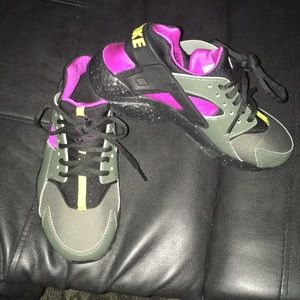 Nike Air Huaraches Run